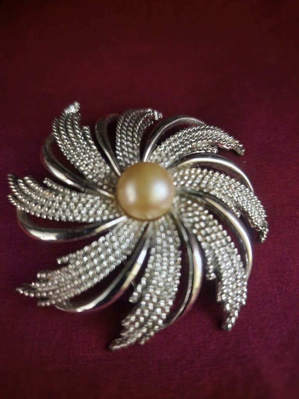 Vintage Sarah Coventry Swirl Brooch Silver Tone Faux Pearl Statement Pin